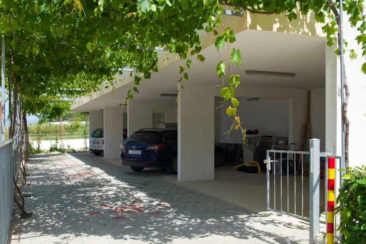 Sunshine Apartments Podstrana Exterior photo